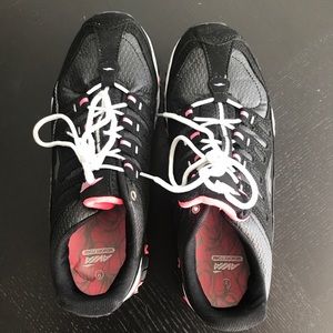 Avia Memory Foam Workout Shoe/ Sneakera